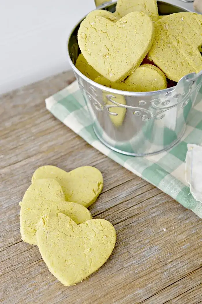 Heart-Shaped Cinnamon Pumpkin Dog Treat Recipe