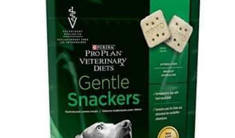 Gentle Snackers are Purina hypoallergenic dog treats designed to be easy on a dog's stomach. These hypoallergenic dog treats get high marks.