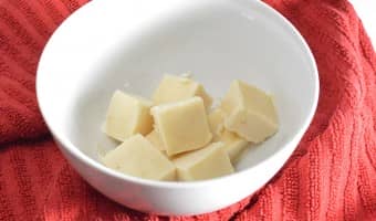 With warm days ahead, cool your pooch down with a fun and easy frozen dog treat recipe! The best part? It’s actually tasty for you if you love banana ice-cream! Try it out!