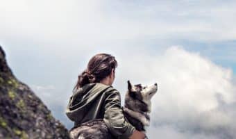 We all know that people often have serious relationship problems, but have you ever wondered "can dogs have attachment issues?" The short answer is "yes," but read on to learn more about it!